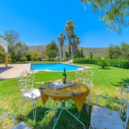 Villa Cortijo con piscina a 30 min de Jerez Arcos de la Frontera Exterior foto