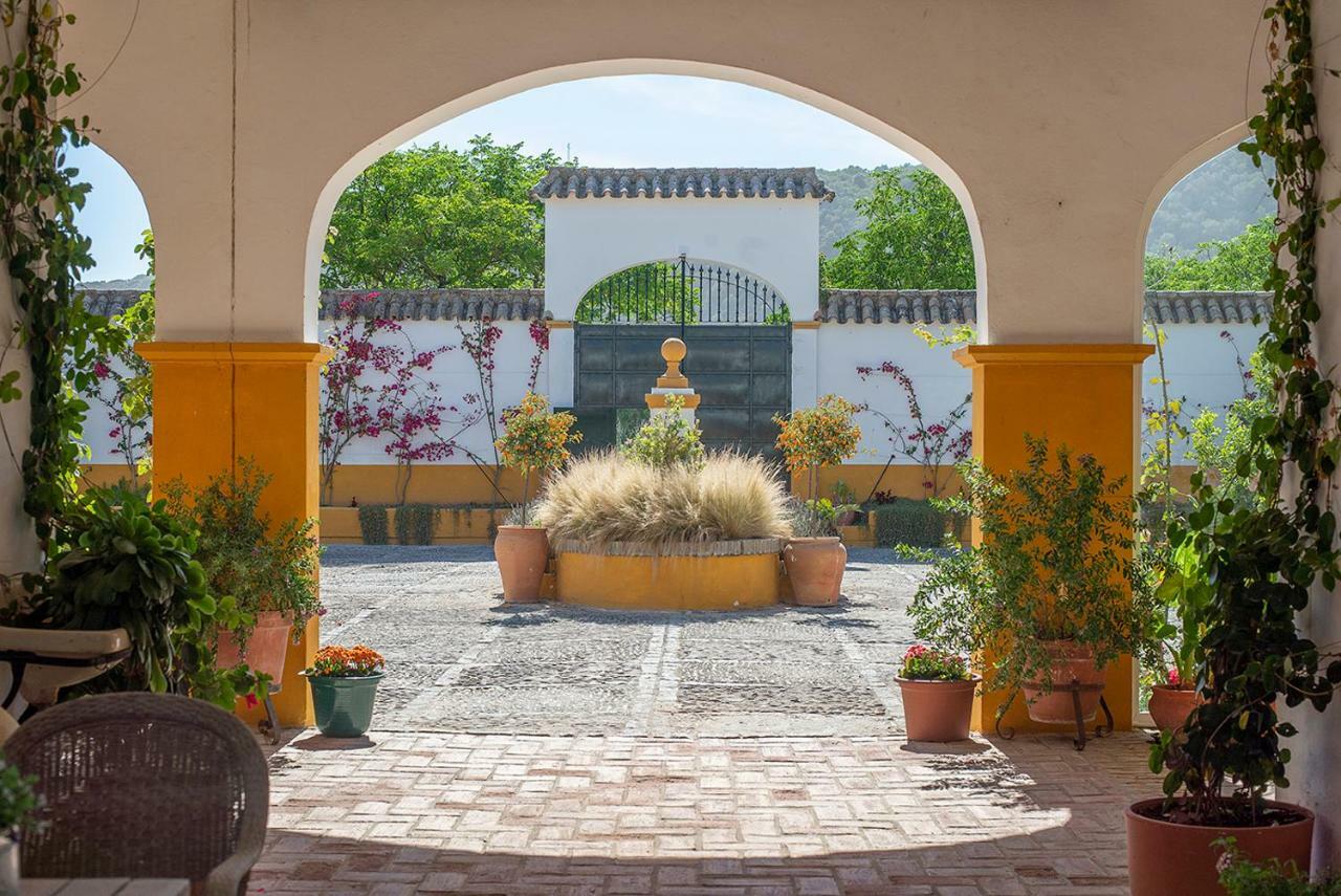 Villa Cortijo con piscina a 30 min de Jerez Arcos de la Frontera Exterior foto