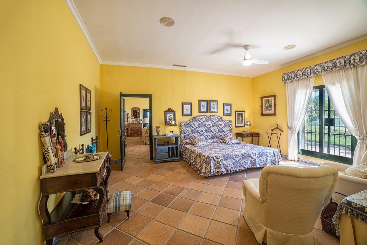 Villa Cortijo con piscina a 30 min de Jerez Arcos de la Frontera Exterior foto